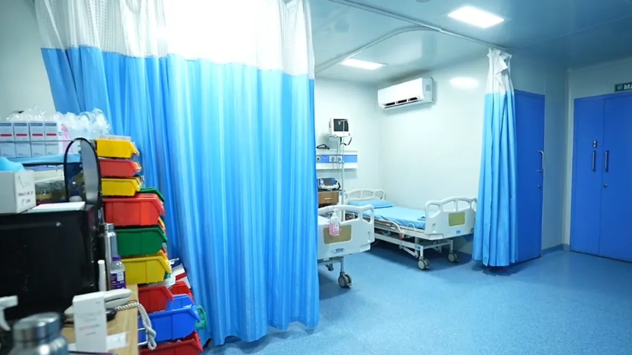 Day-care recovery room prepared for rest after egg collection at Sree Nandaka IVF Centre